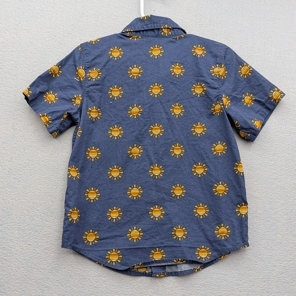 Old Navy Chambray Blue Sun Short Sleeve Button Down Shirt 4T Summer Beach
